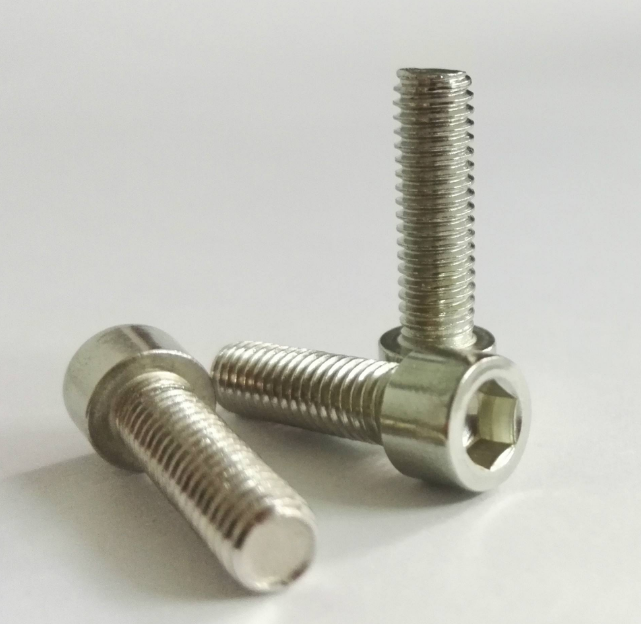 內(nèi)六角螺栓標(biāo)準(zhǔn)有哪些？